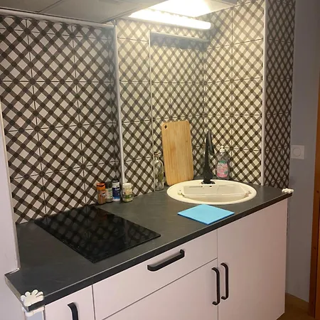 Cosy Studio Apartment *